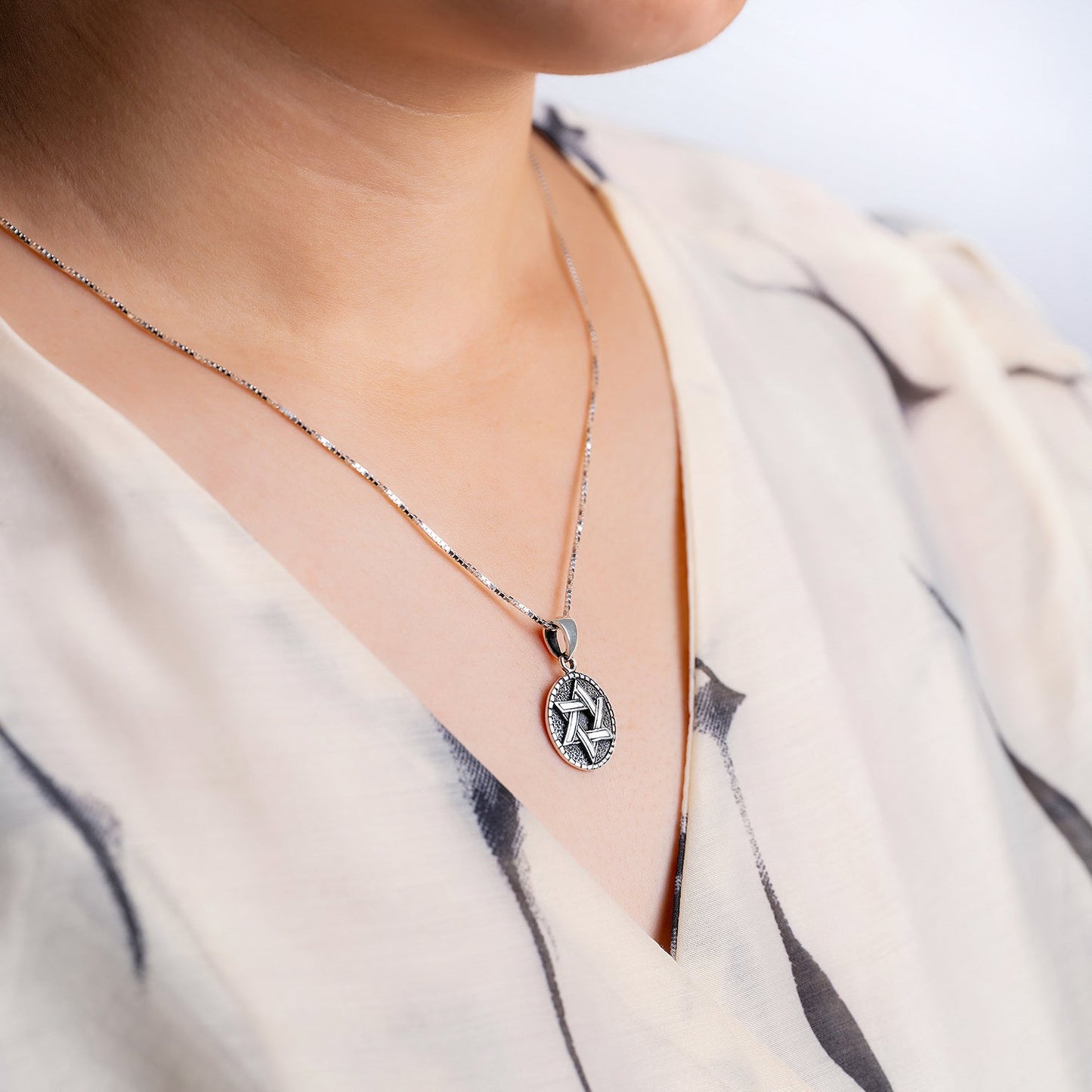 925 Sterling Silver Star of David Pendant - SilverMania925