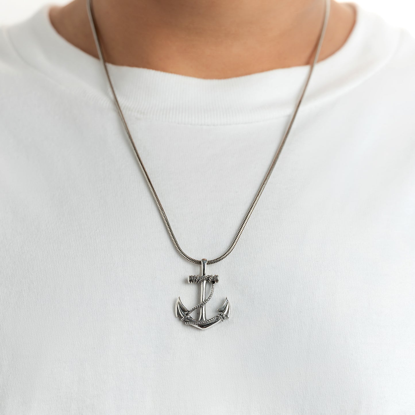 925 Sterling Silver Anchor and Rope Pendant