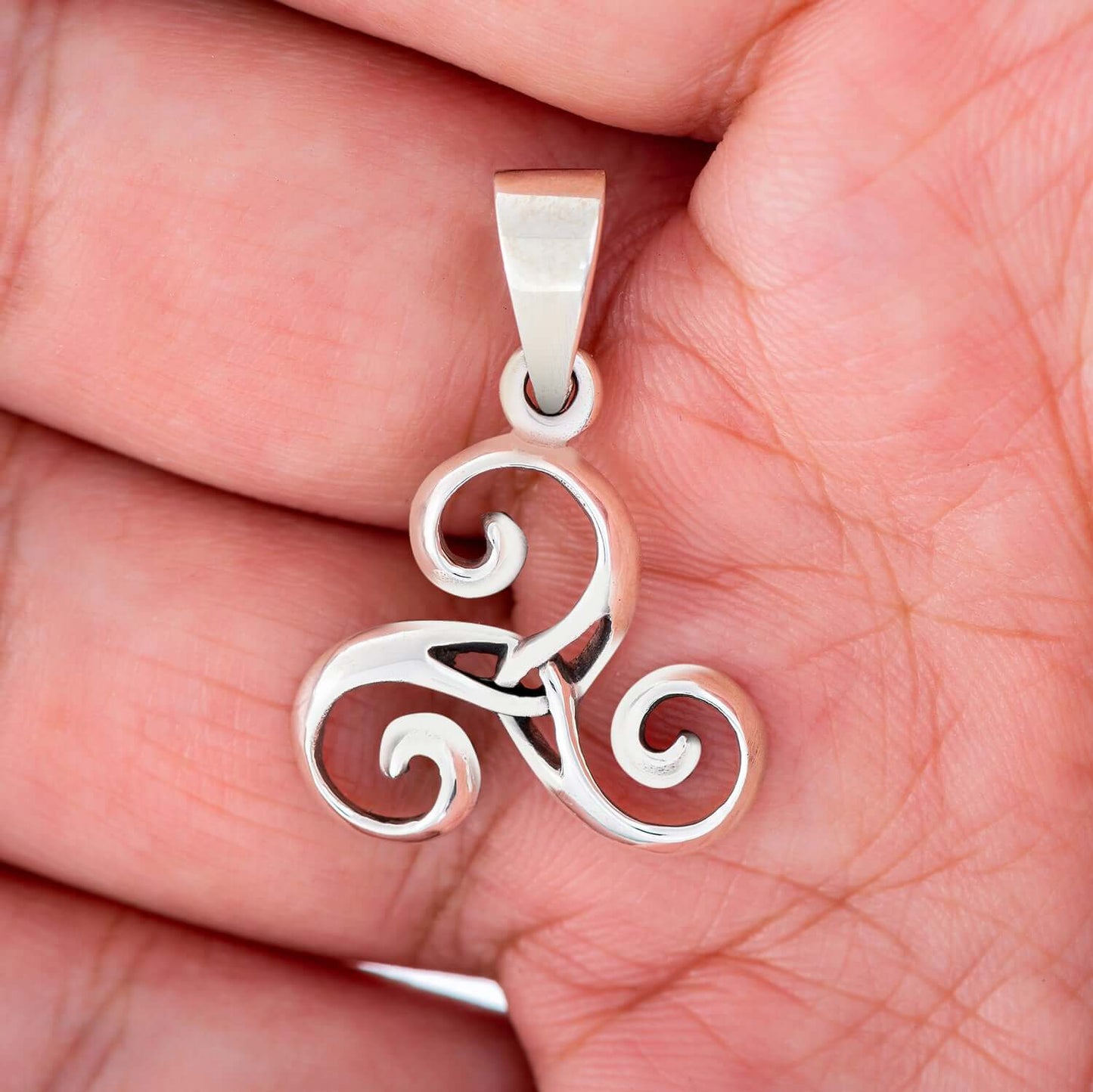 925 Sterling Silver Celtic Triskelion Knot Pendant - SilverMania925