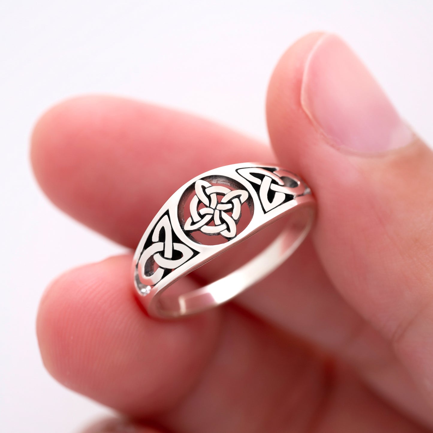 925 Sterling Silver Witch's Knot Ring