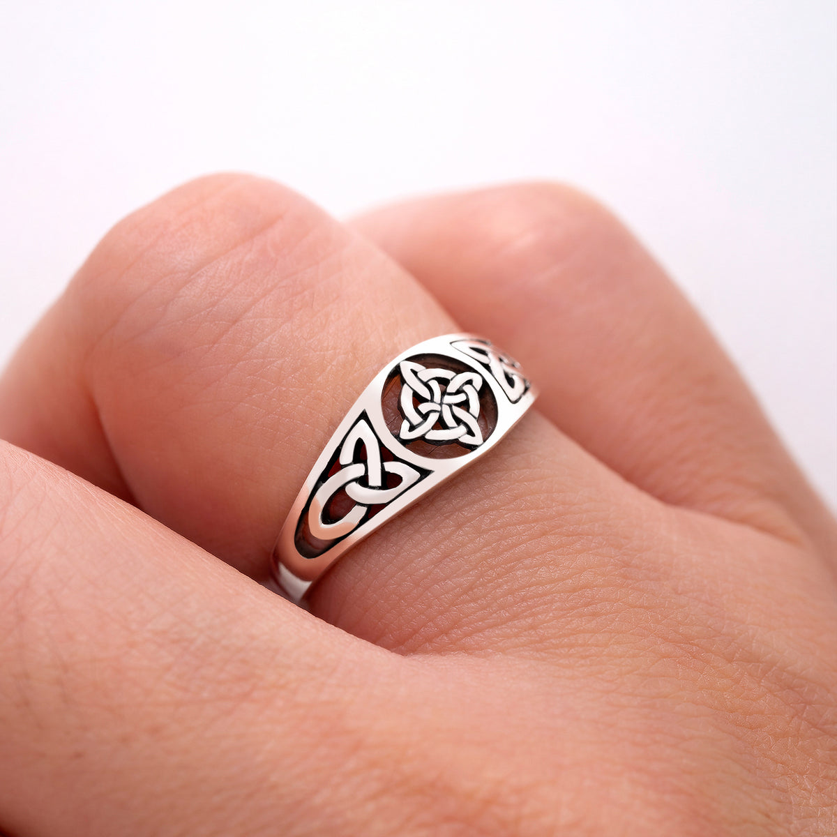 925 Sterling Silver Witch's Knot Ring