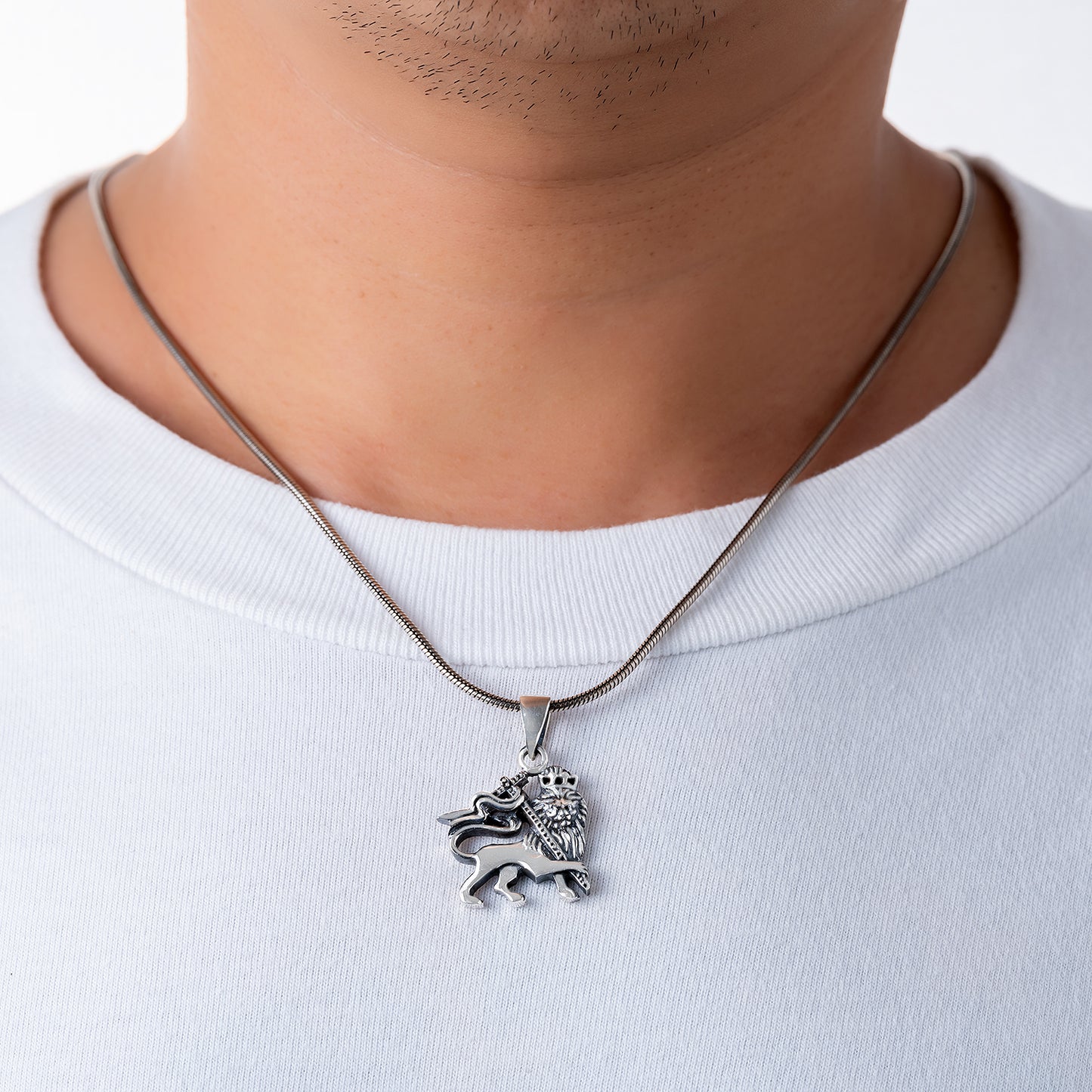 925 Sterling Silver Lion of Judah Pendant