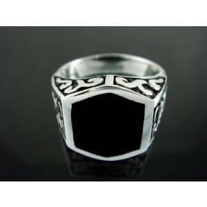 925 Sterling Silver Celtic Knotwork Ring with Onyx - SilverMania925