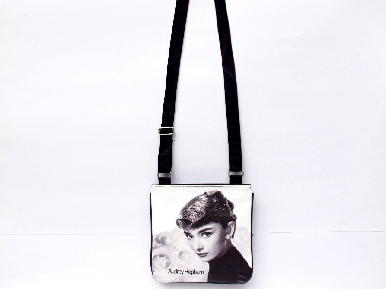 Audrey Hepburn Retro Messenger Bag - SilverMania925