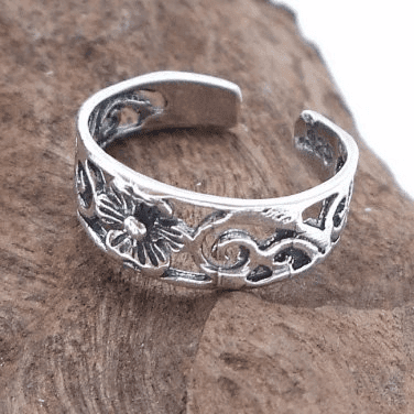 925 Sterling Silver Flower with Swirl Toe Ring - SilverMania925