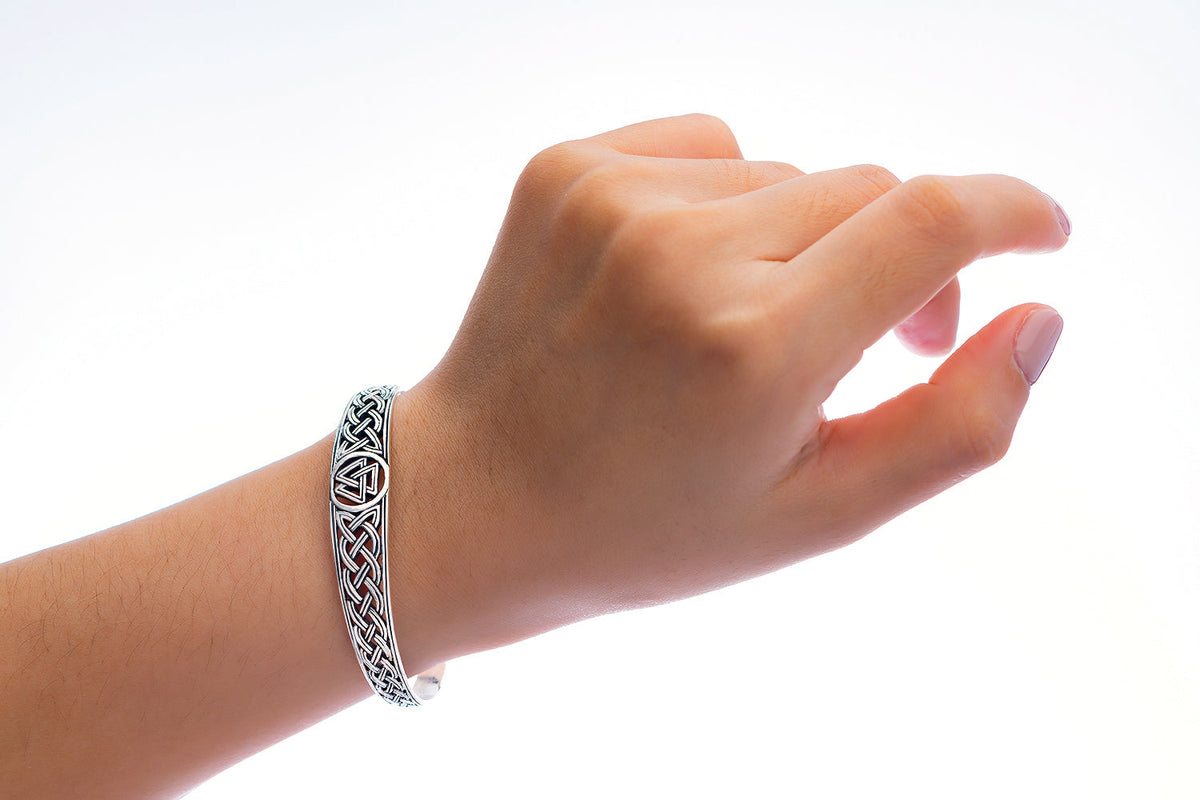 925 Sterling Silver Viking Valknut Shieldmaiden Bangle - SilverMania925