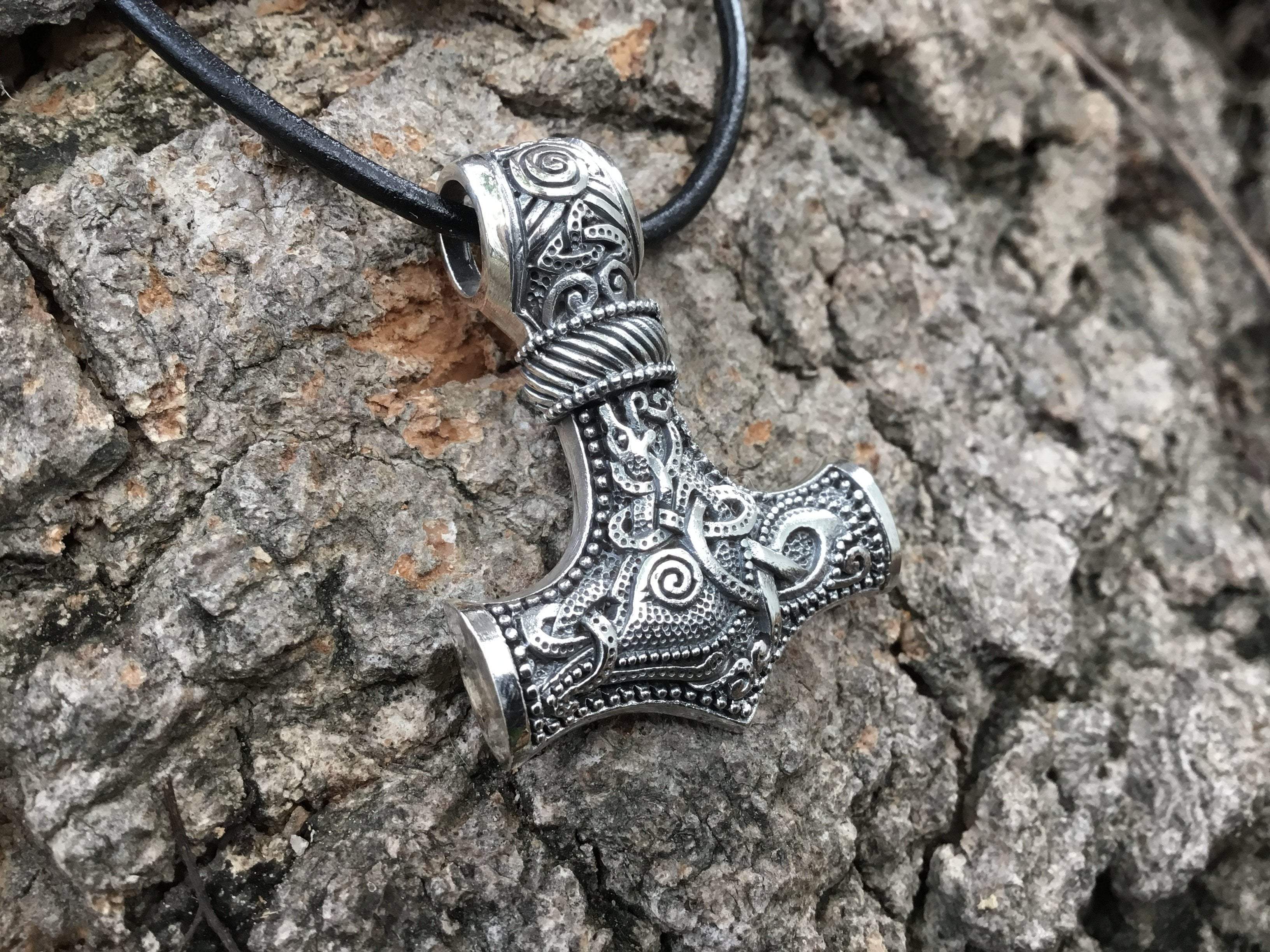 925 Sterling Silver Viking Knotwork Mjolnir Legendary Pendant - SilverMania925