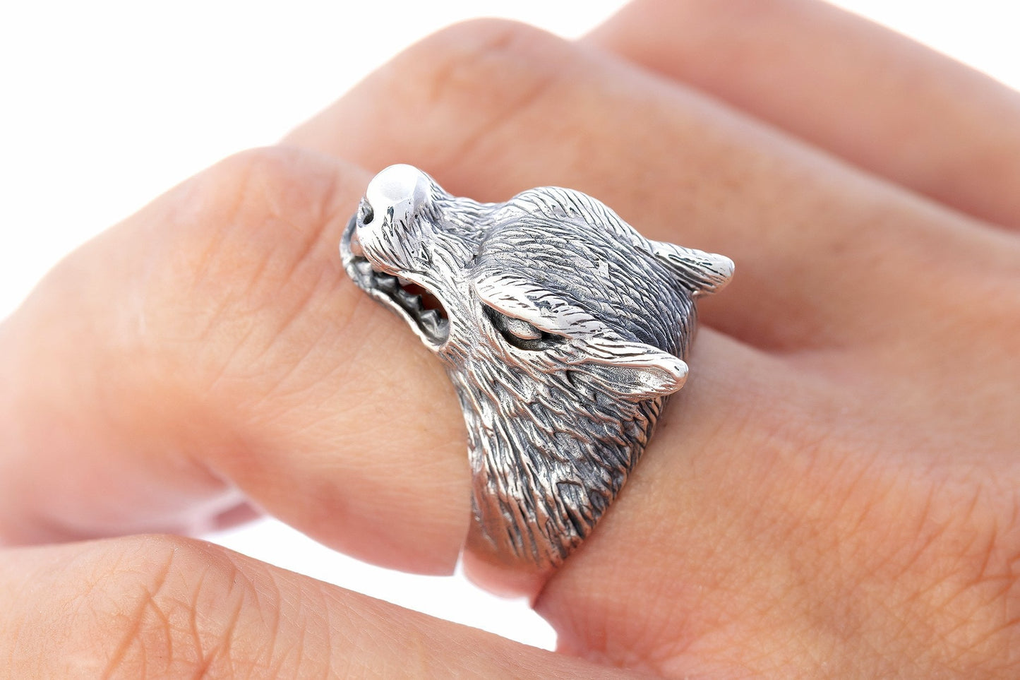 925 Sterling Silver Viking Legendary Wolf Ring - SilverMania925